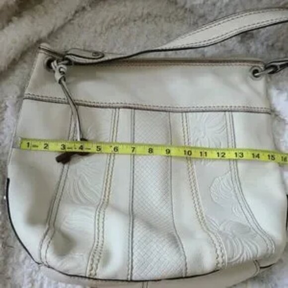 Fossil Off White Tooled Leather Hobo Shoulder Bag - Picture 7 of 8